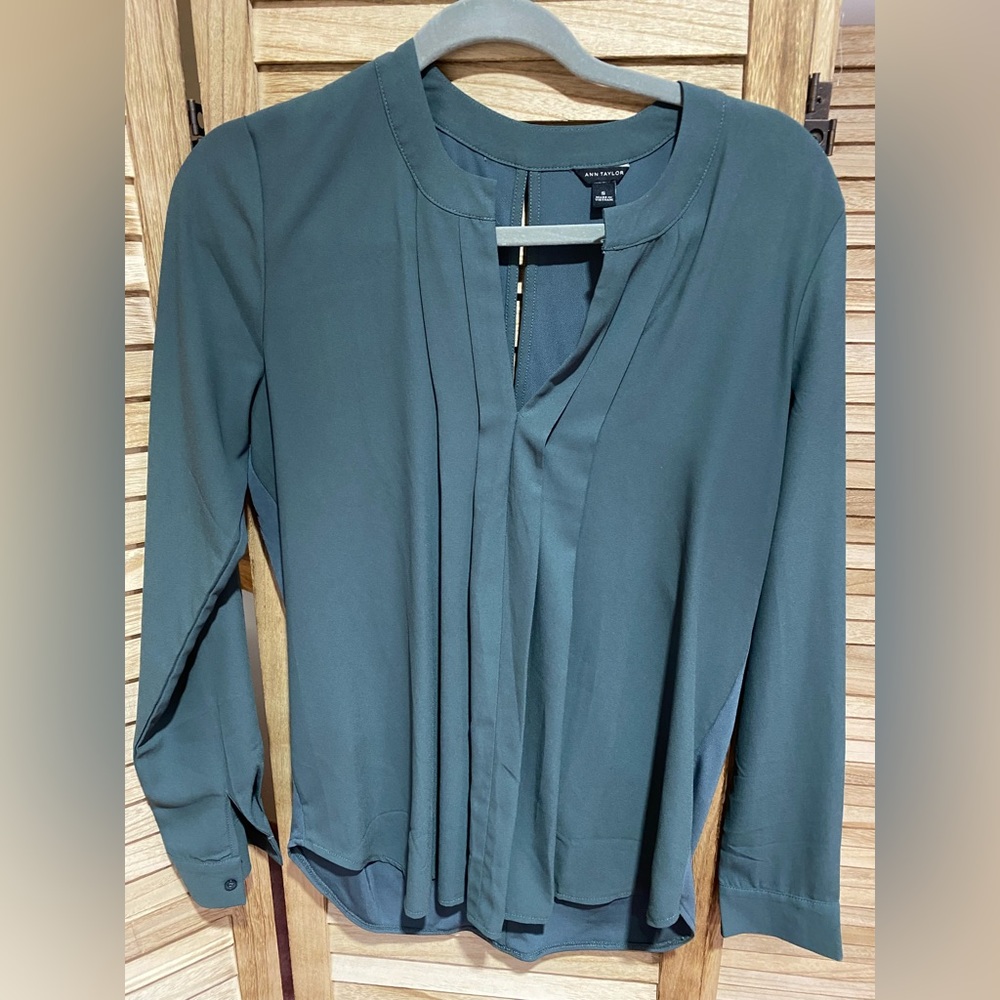Ann Taylor top